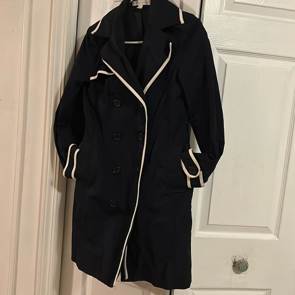 Navy blue with white trim lightweight coat with pockets by New York & Company